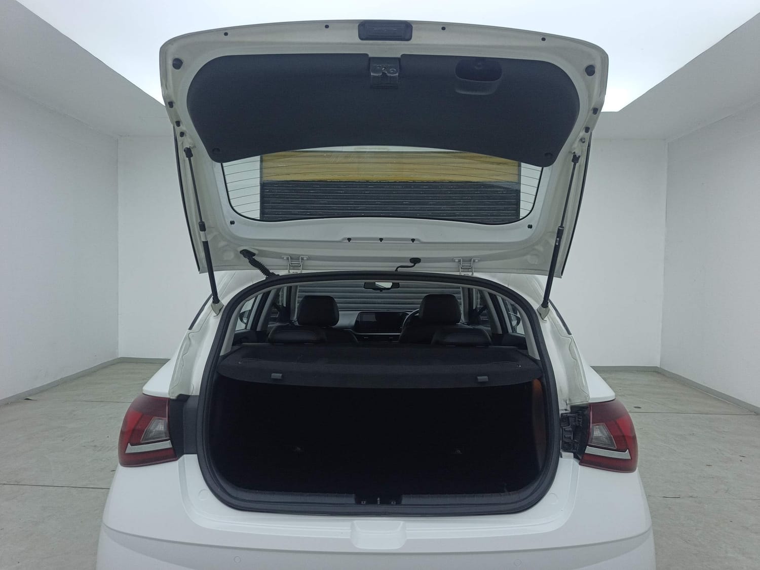 Elite i20 image 24 Elite i20 image 24