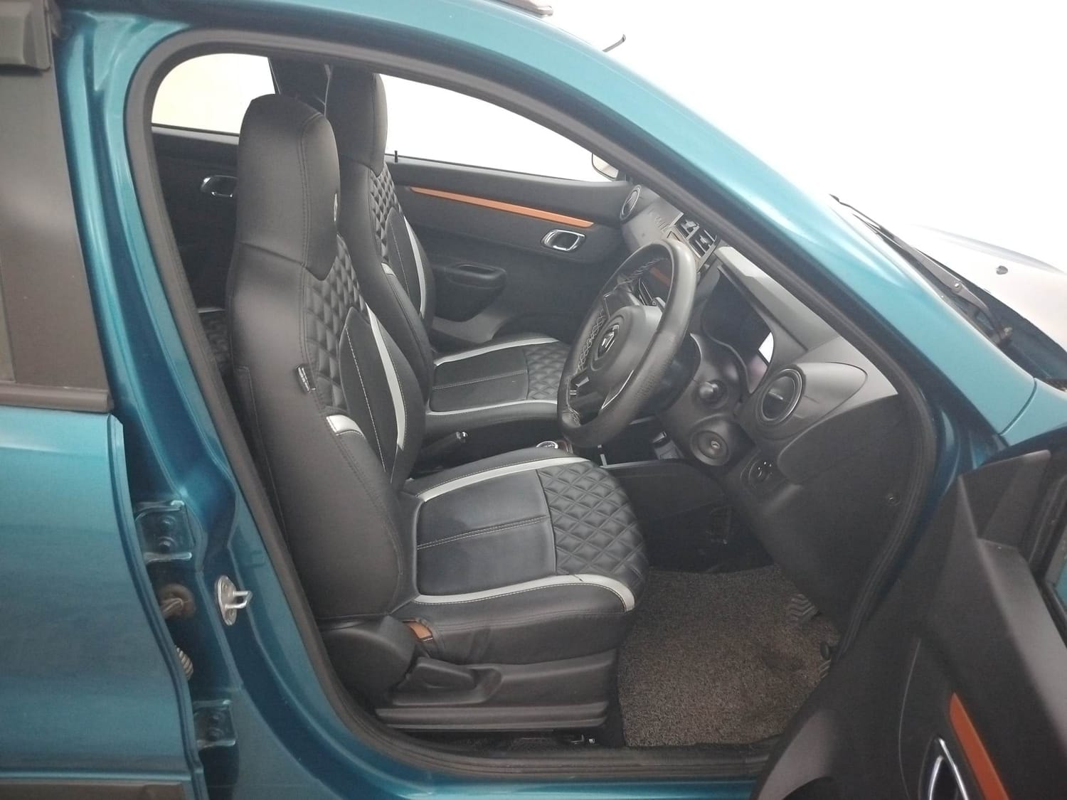 Kwid image 17 Kwid image 17