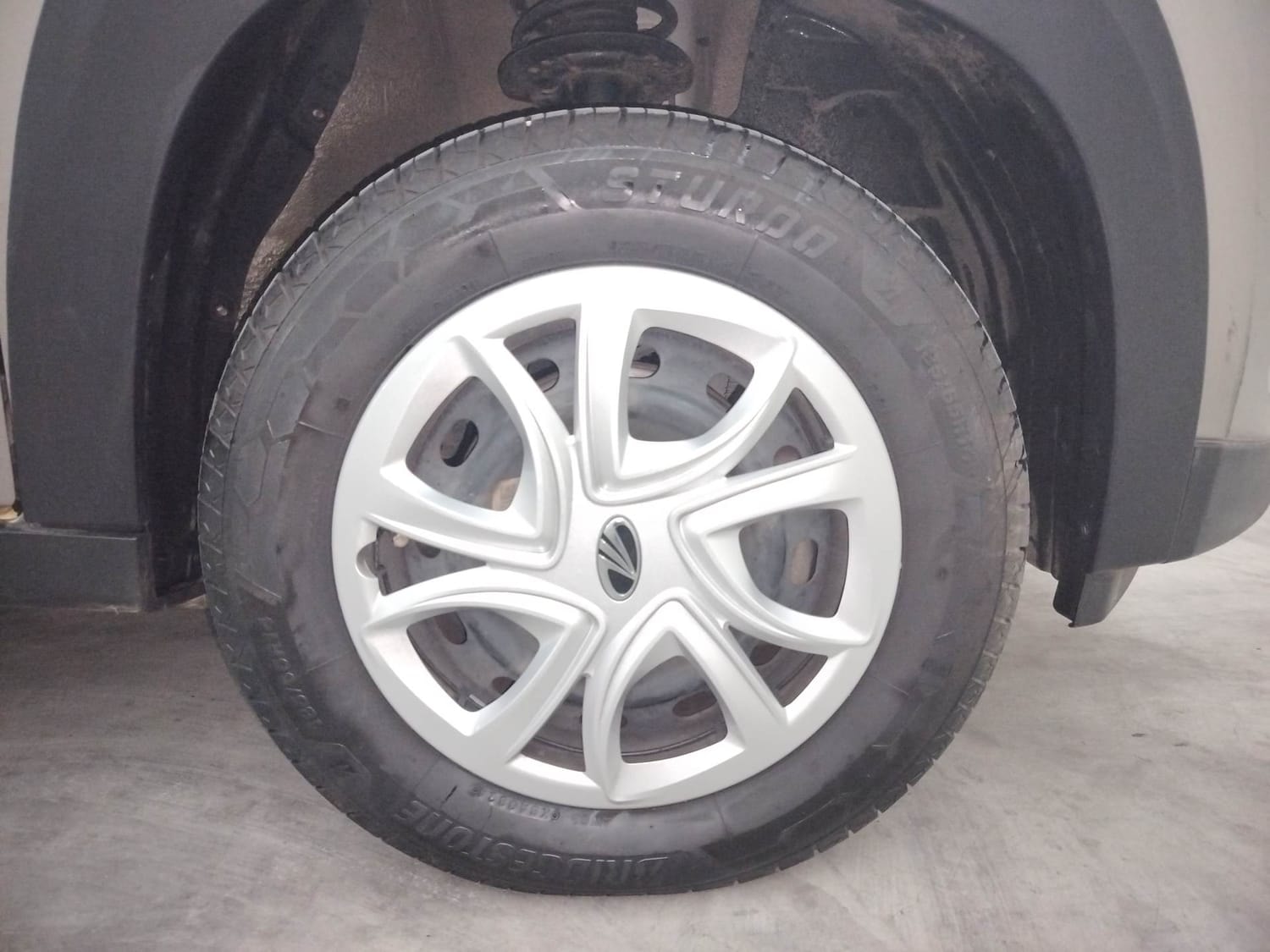 KUV100 image 32 KUV100 image 32