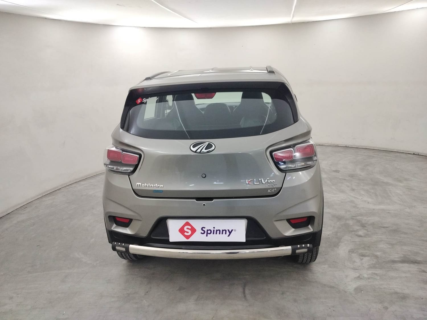 KUV100 image 4 KUV100 image 4