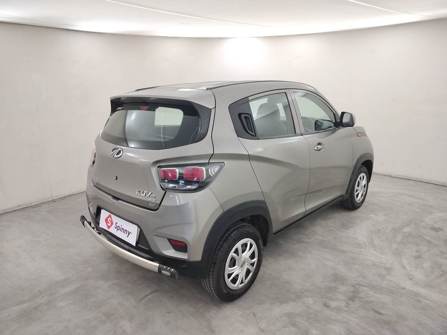 KUV100 image 5 KUV100 image 5