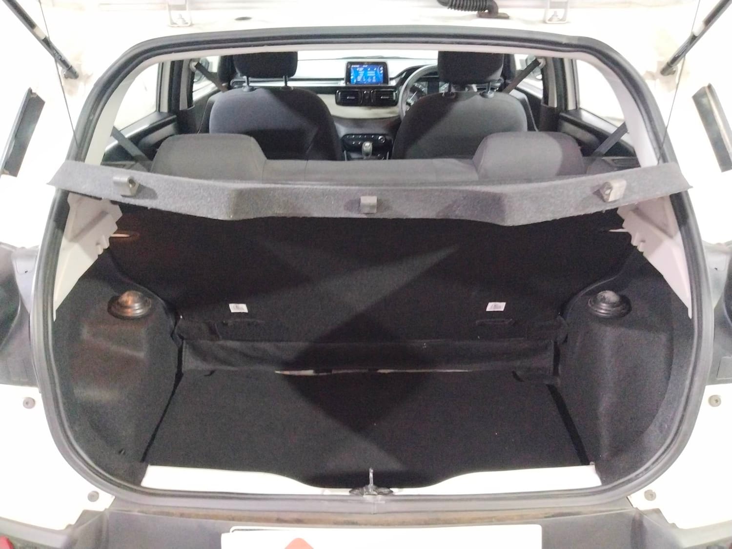 Punch image 25 Punch image 25