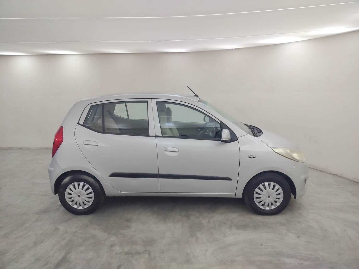 i10 image 6 i10 image 6