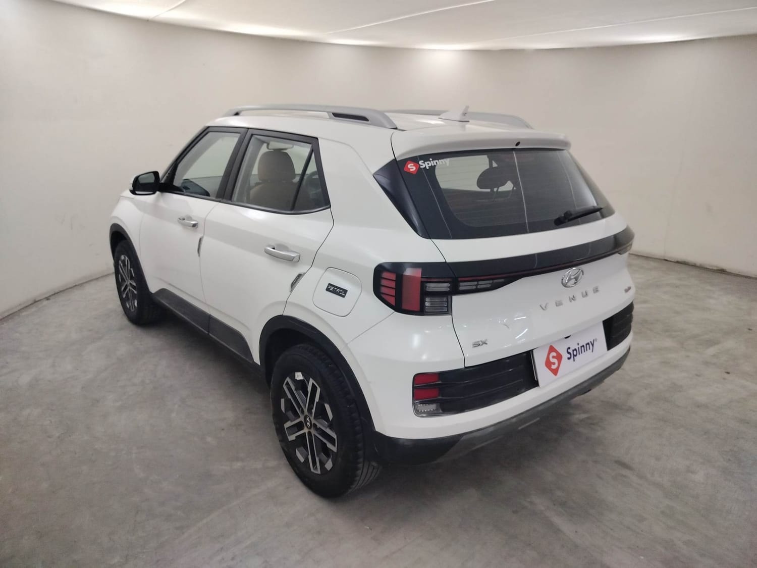 Used 2024 Hyundai Venue Used 2024 Hyundai Venue