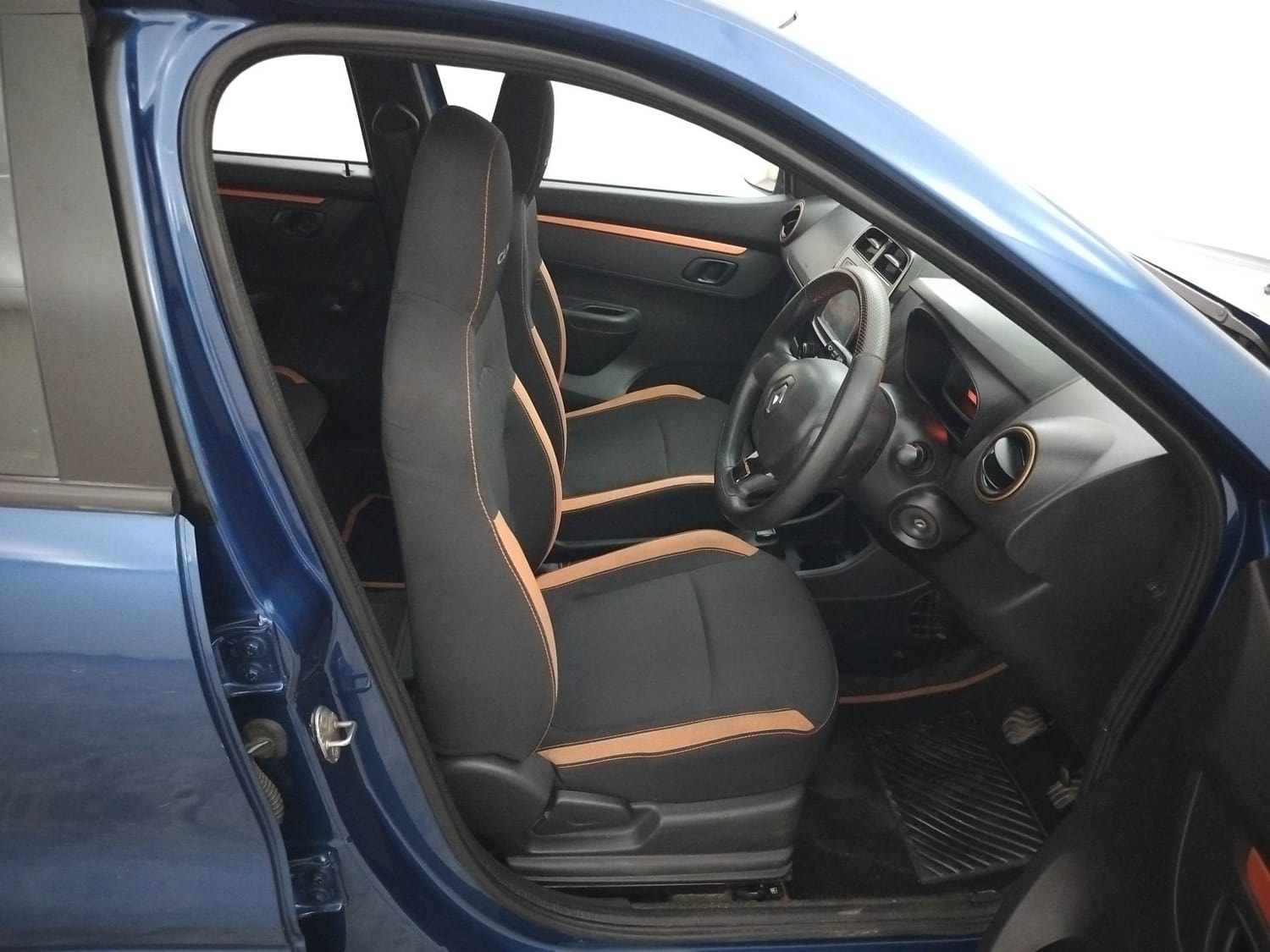 Kwid image 17 Kwid image 17