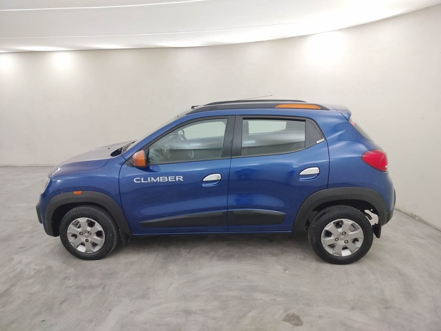 Kwid image 2 Kwid image 2