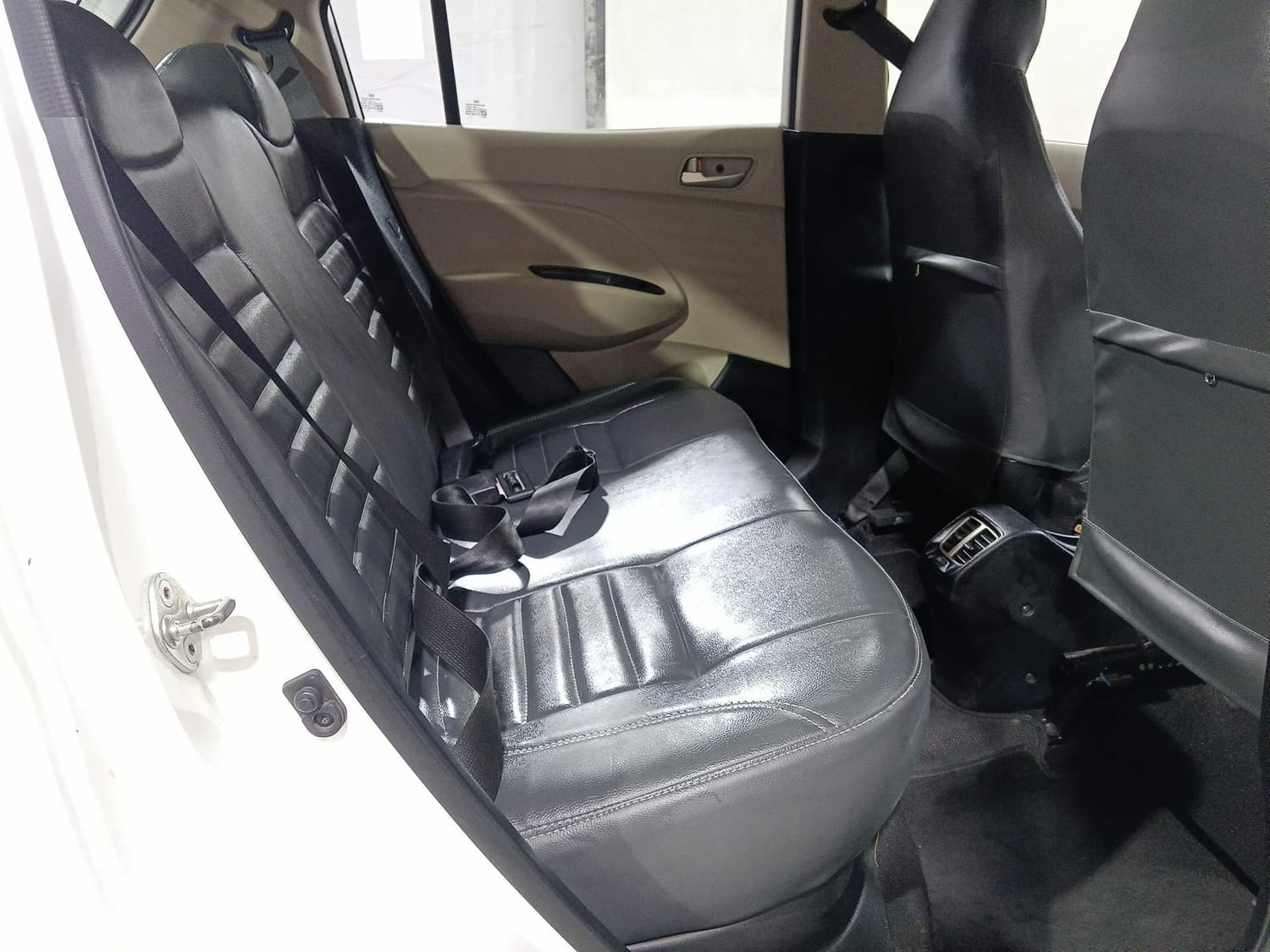 Santro image 18 Santro image 18