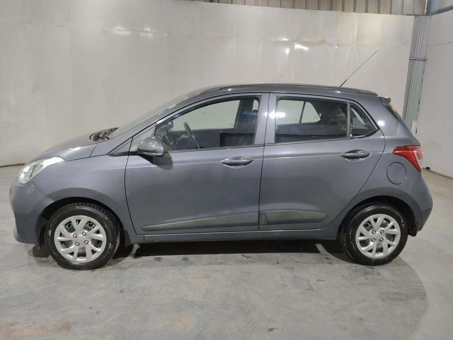 Used 2017 Hyundai Grand i10 Used 2017 Hyundai Grand i10