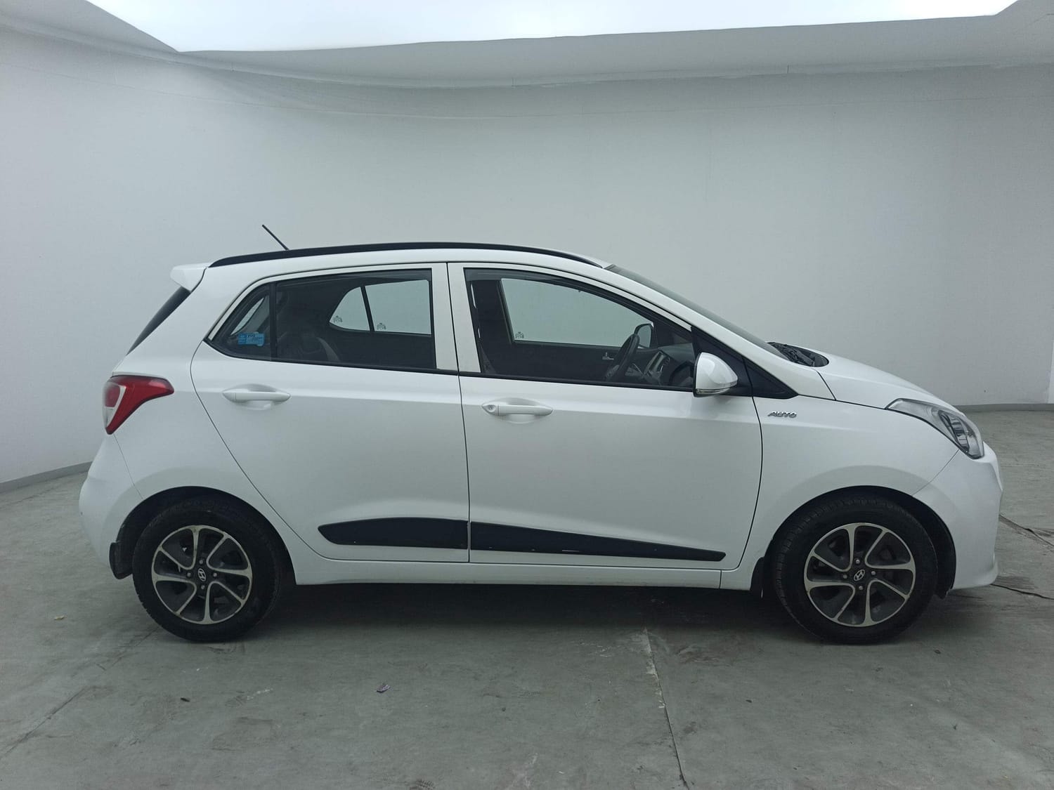 Used 2018 Hyundai Grand i10 Used 2018 Hyundai Grand i10