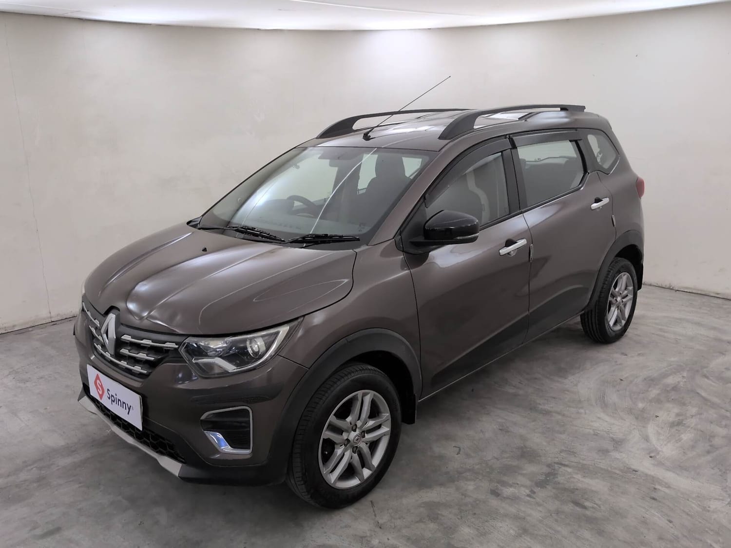 Used 2023 Renault Triber Used 2023 Renault Triber