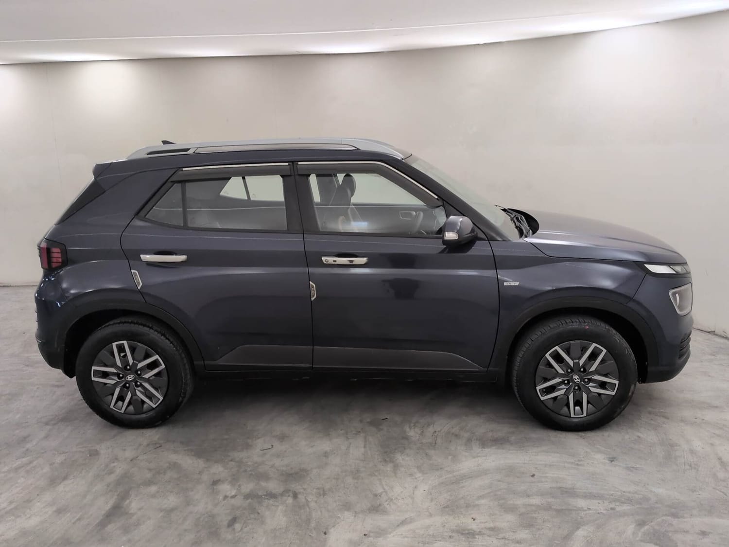 Used 2024 Hyundai Venue Used 2024 Hyundai Venue