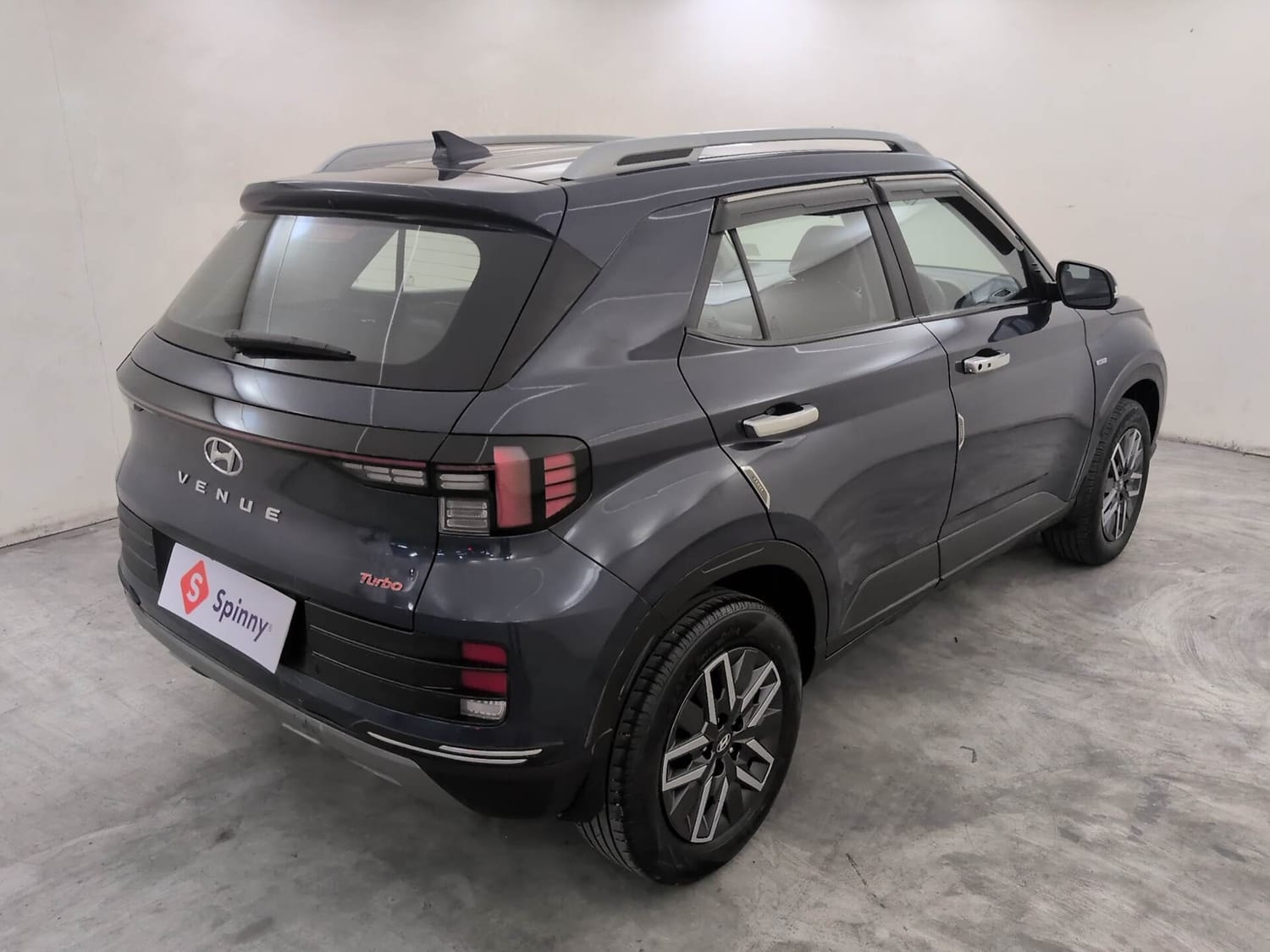 Used 2024 Hyundai Venue Used 2024 Hyundai Venue