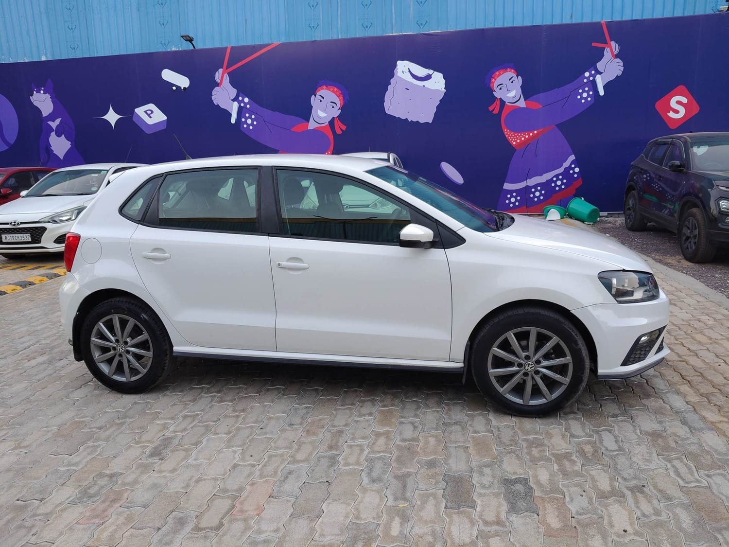 Polo image 6 Polo image 6