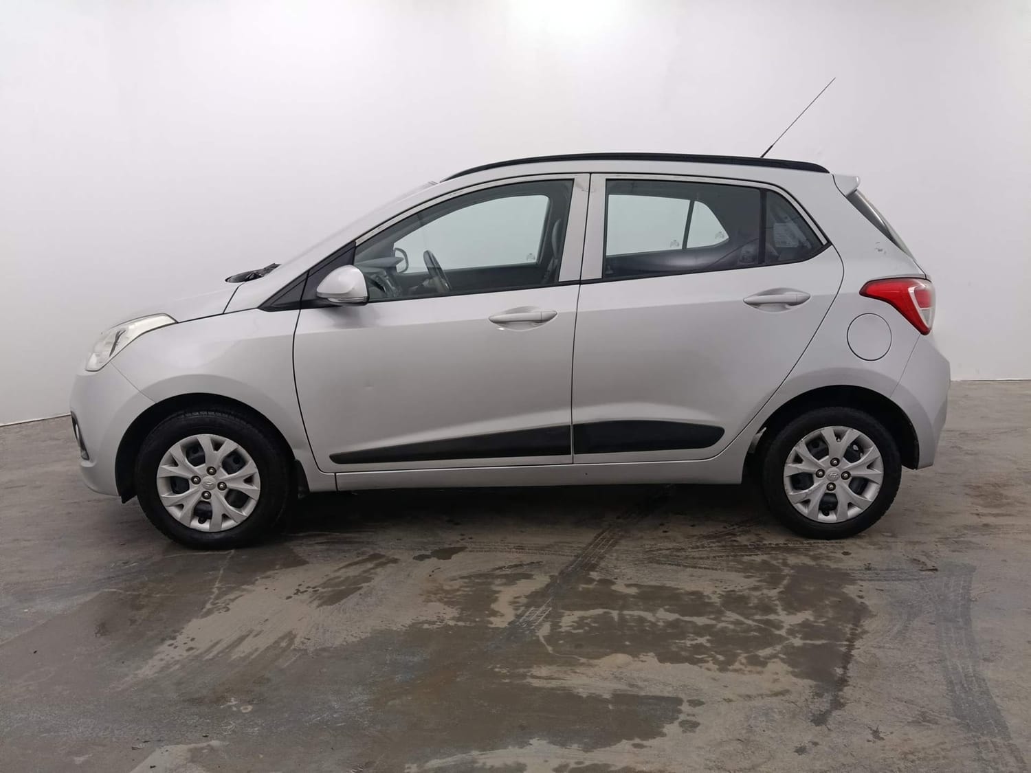 Used 2015 Hyundai Grand i10 Used 2015 Hyundai Grand i10