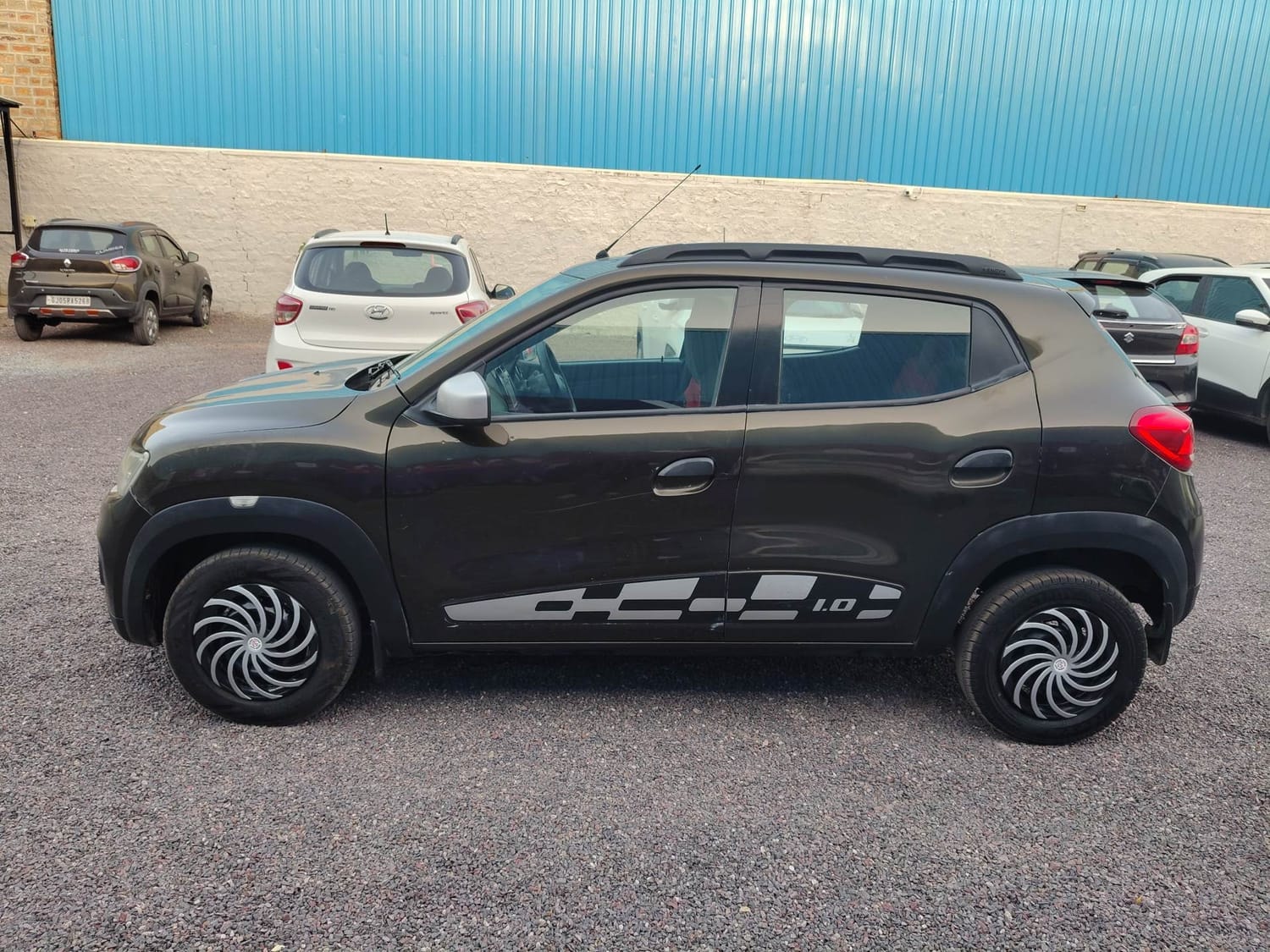 Kwid image 2 Kwid image 2