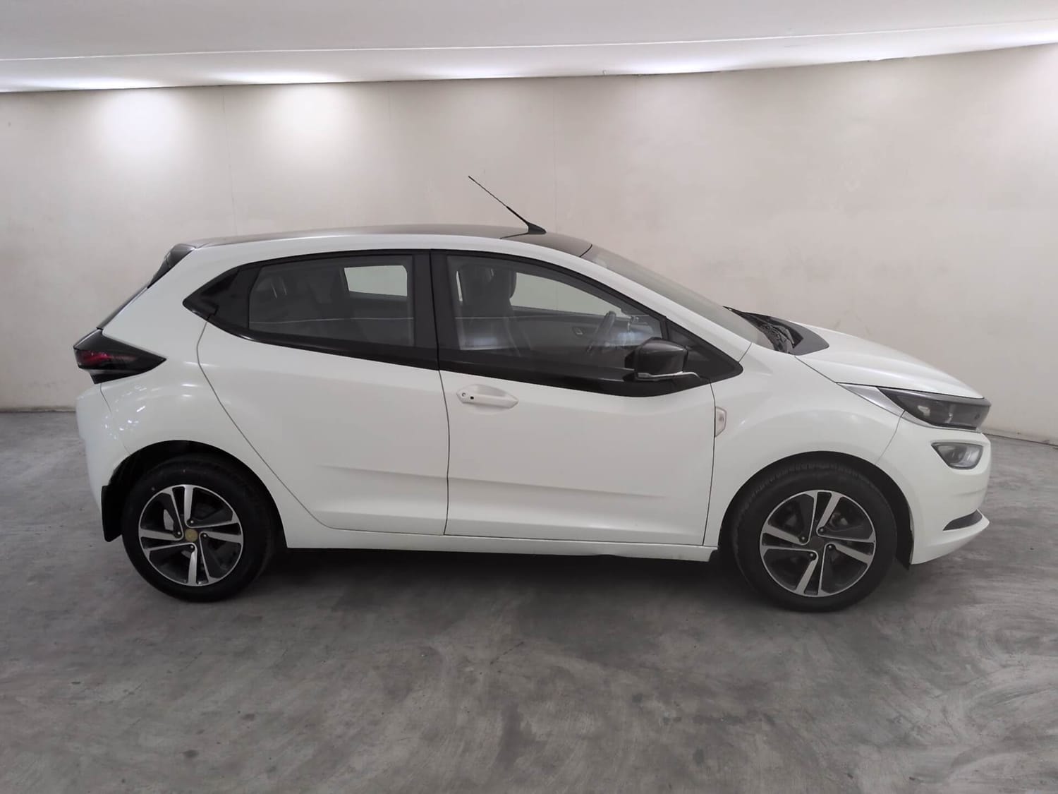 Used 2022 Tata Altroz Used 2022 Tata Altroz