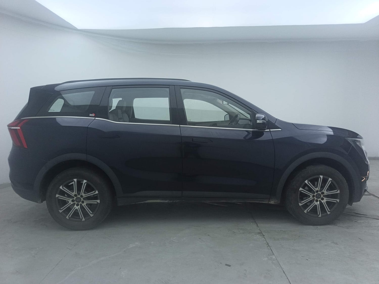 Used 2023 Mahindra XUV700 Used 2023 Mahindra XUV700