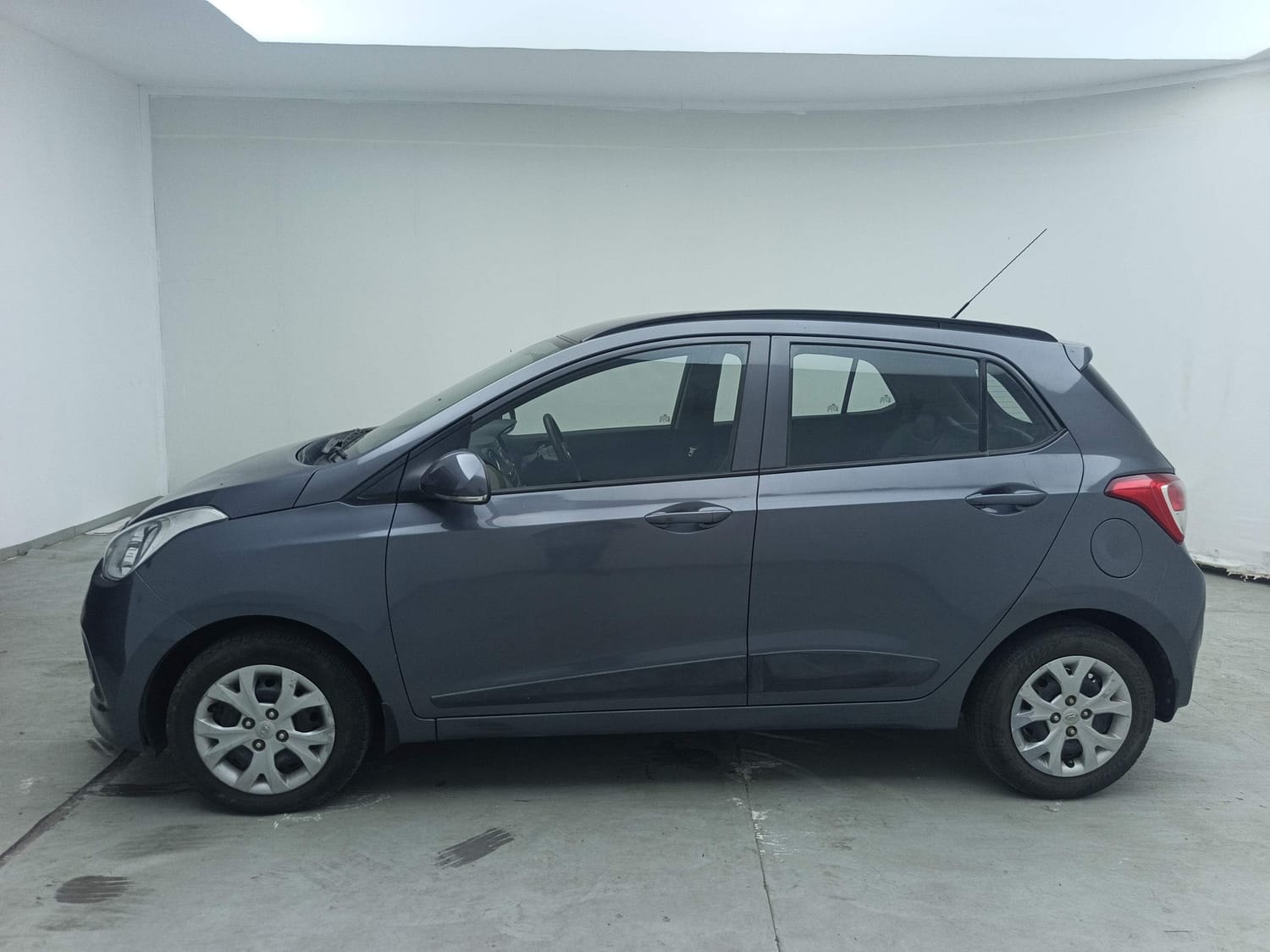 Used 2016 Hyundai Grand i10 Used 2016 Hyundai Grand i10