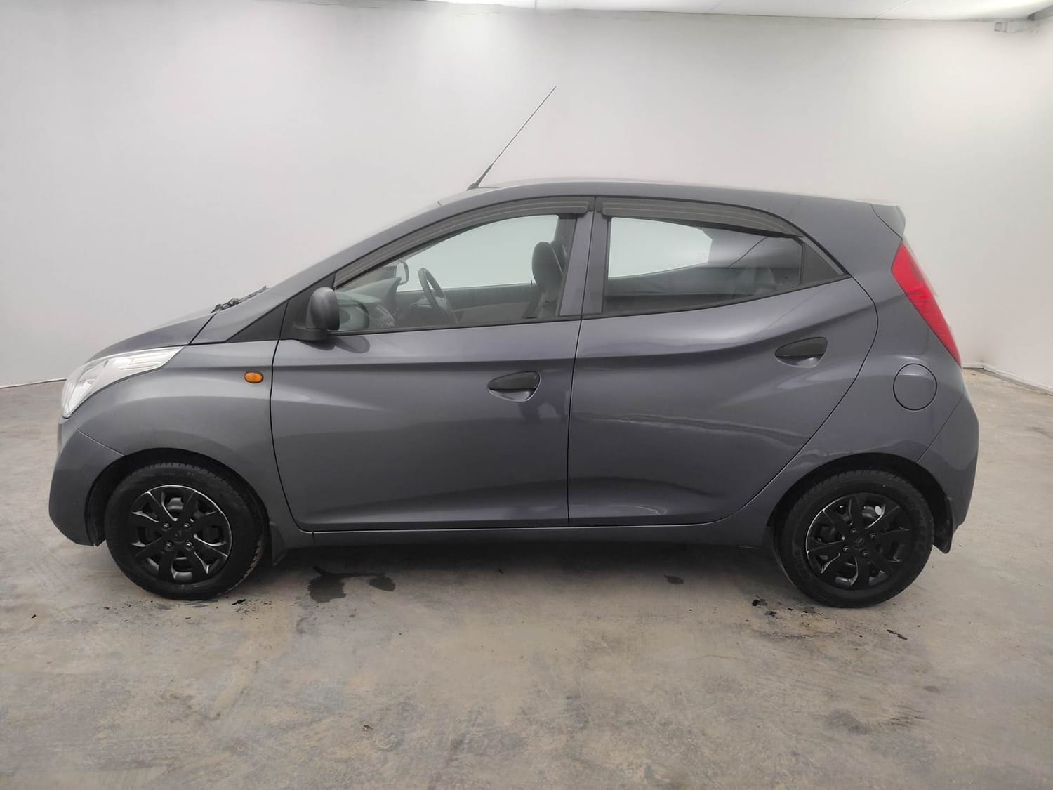 Used 2014 Hyundai EON Used 2014 Hyundai EON