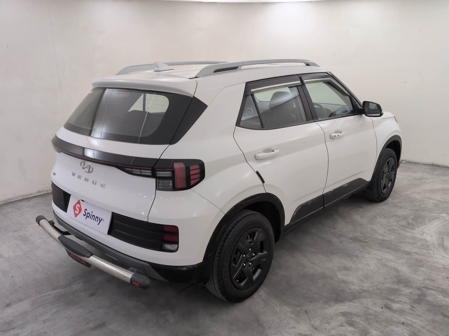 Used 2024 Hyundai Venue Used 2024 Hyundai Venue