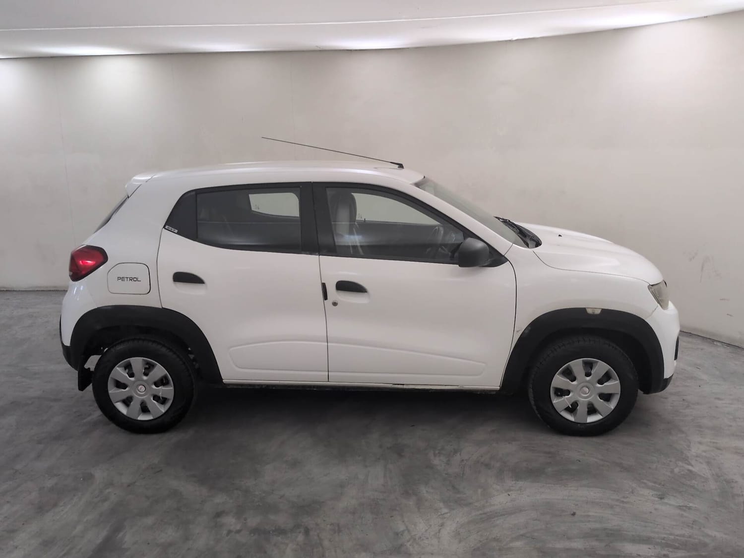 Kwid image 6 Kwid image 6