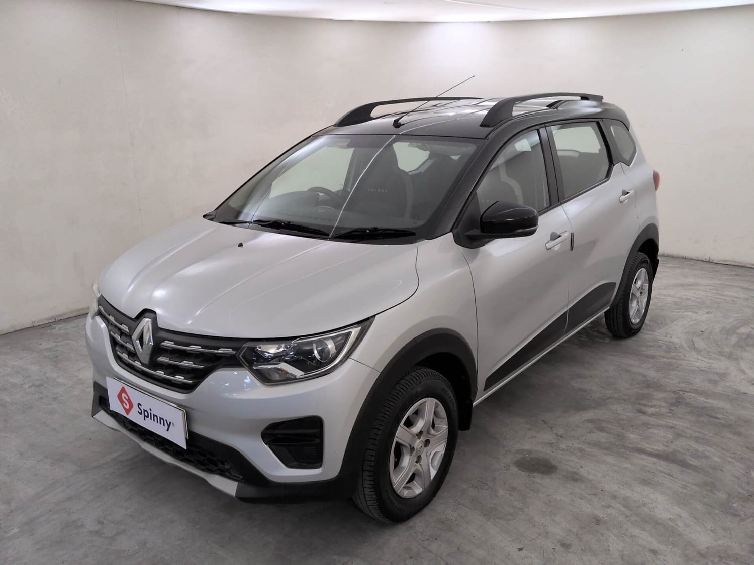 Used 2022 Renault Triber Used 2022 Renault Triber