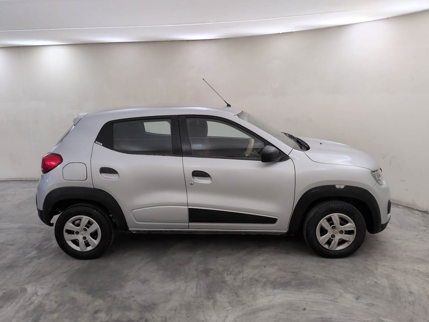Kwid image 6 Kwid image 6