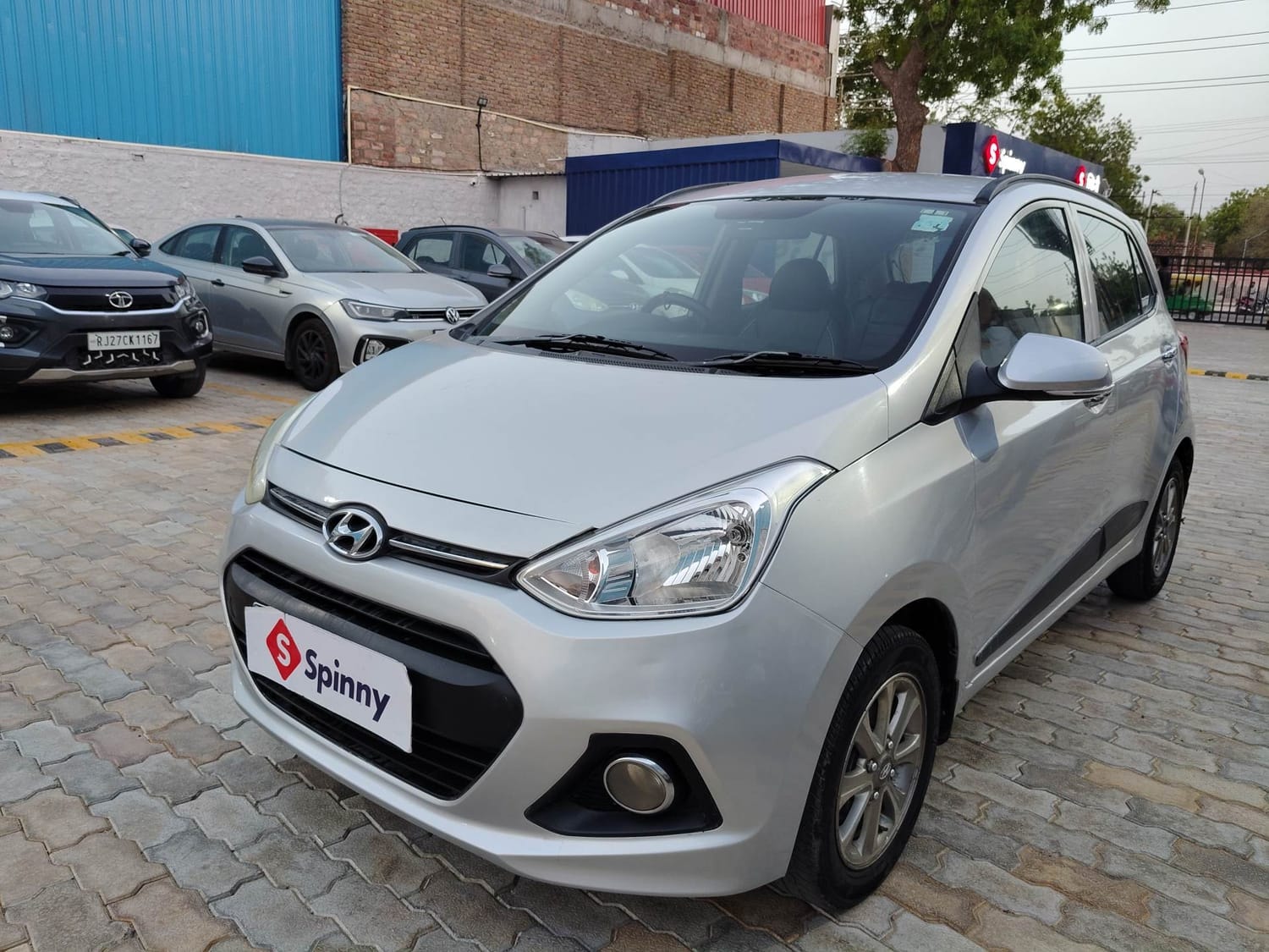 Used 2015 Hyundai Grand i10 Used 2015 Hyundai Grand i10