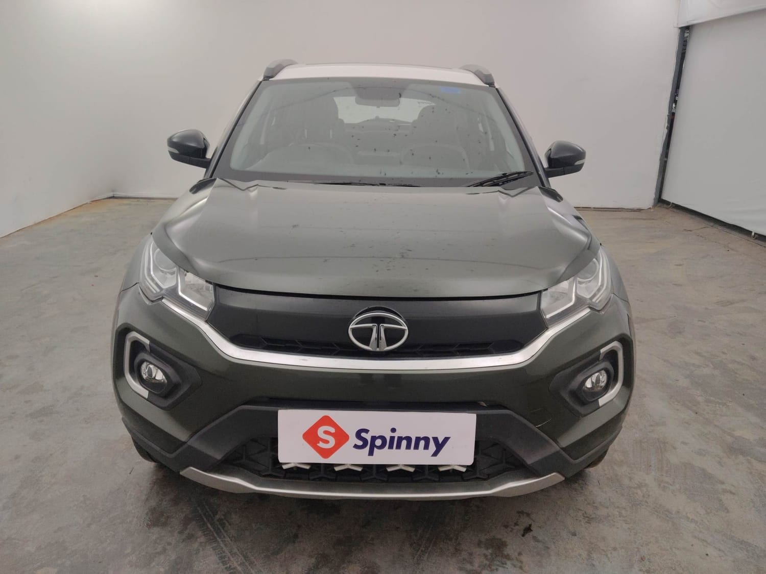 View 2020 Tata Nexon Revotron XZ Plus (O) Dual Tone Image 8 Used 2020 Tata Nexon Revotron XZ Plus (O) Dual Tone Image 8