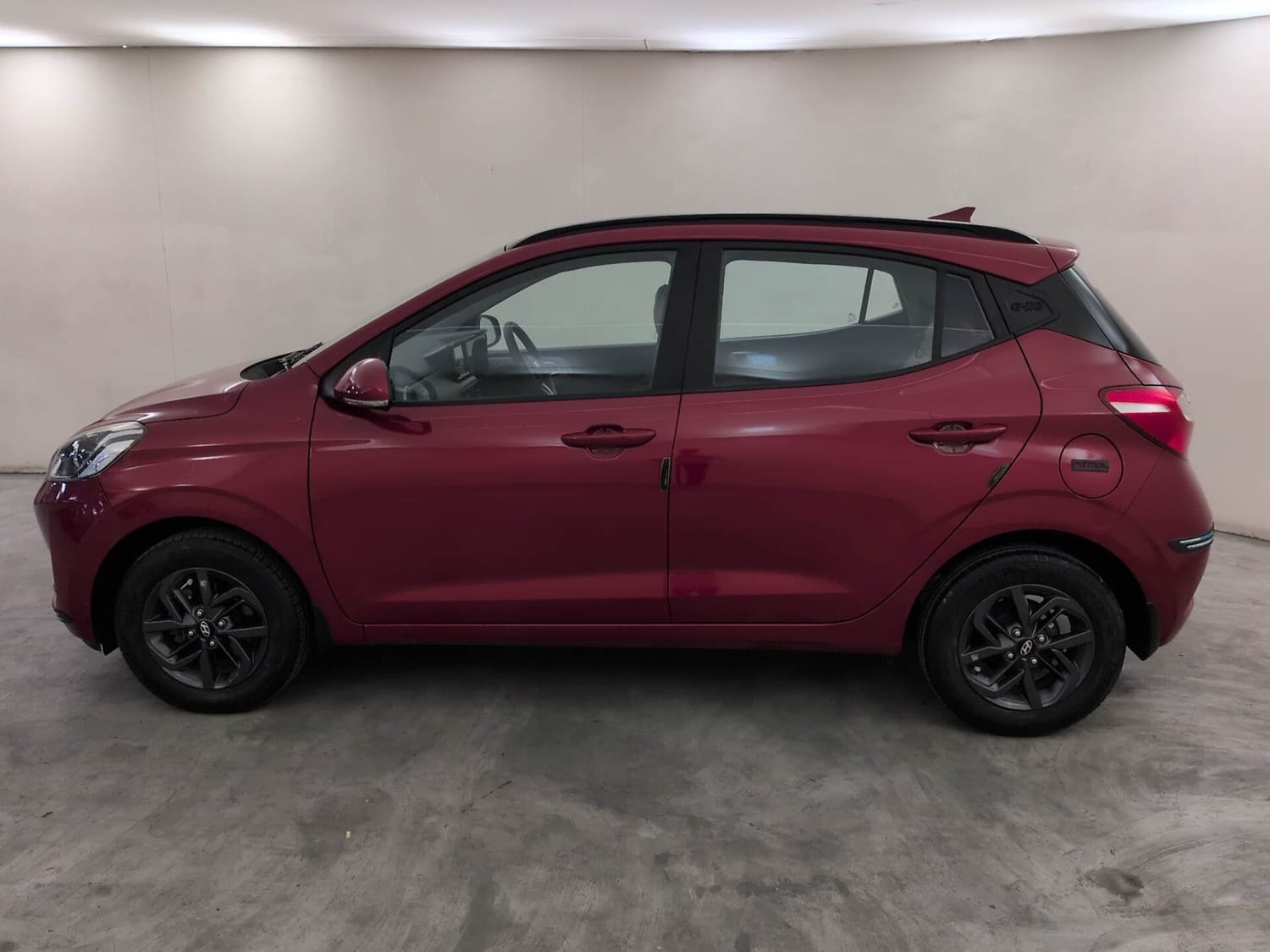 View 2022 Hyundai Grand i10 Nios Sportz Petrol AMT Image 2 Used 2022 Hyundai Grand i10 Nios Sportz Petrol AMT Image 2