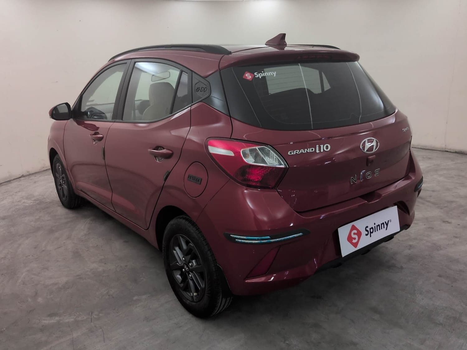 View 2022 Hyundai Grand i10 Nios Sportz Petrol AMT Image 3 Used 2022 Hyundai Grand i10 Nios Sportz Petrol AMT Image 3