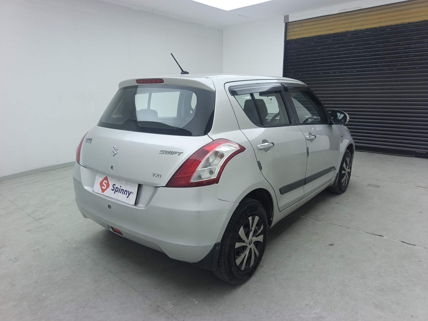 View 2014 Maruti Suzuki Swift VXI Image 5 Used 2014 Maruti Suzuki Swift VXI Image 5