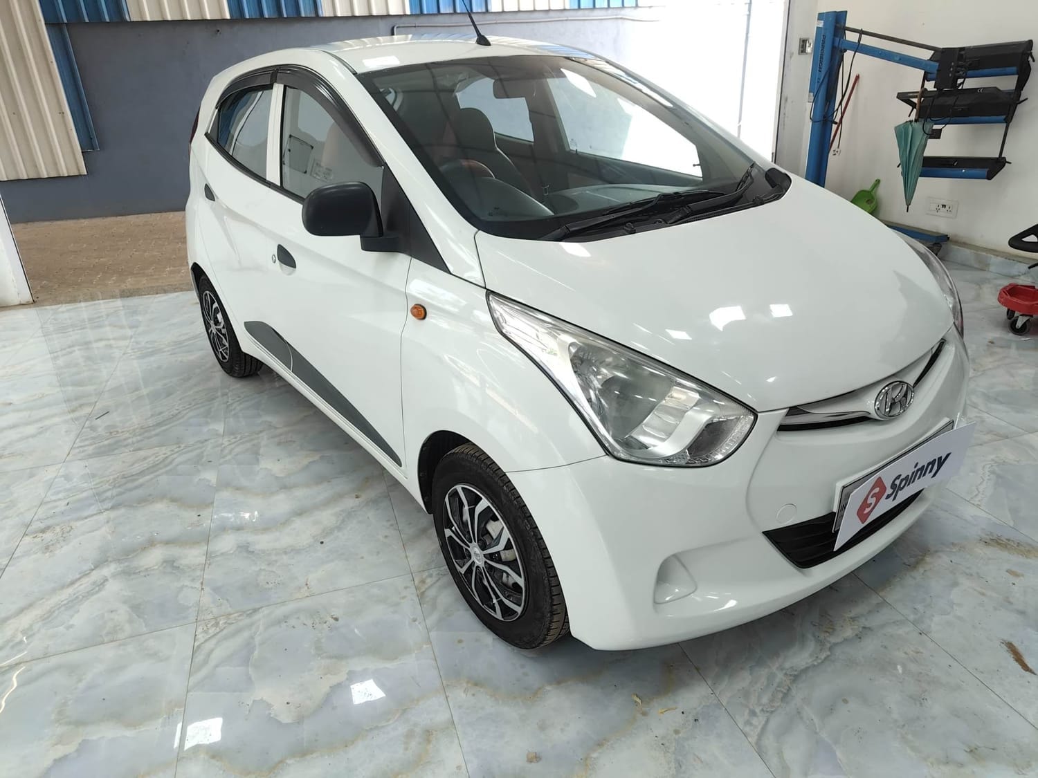 View 2018 Hyundai EON Era Plus Sports Edition Image 7 Used 2018 Hyundai EON Era Plus Sports Edition Image 7