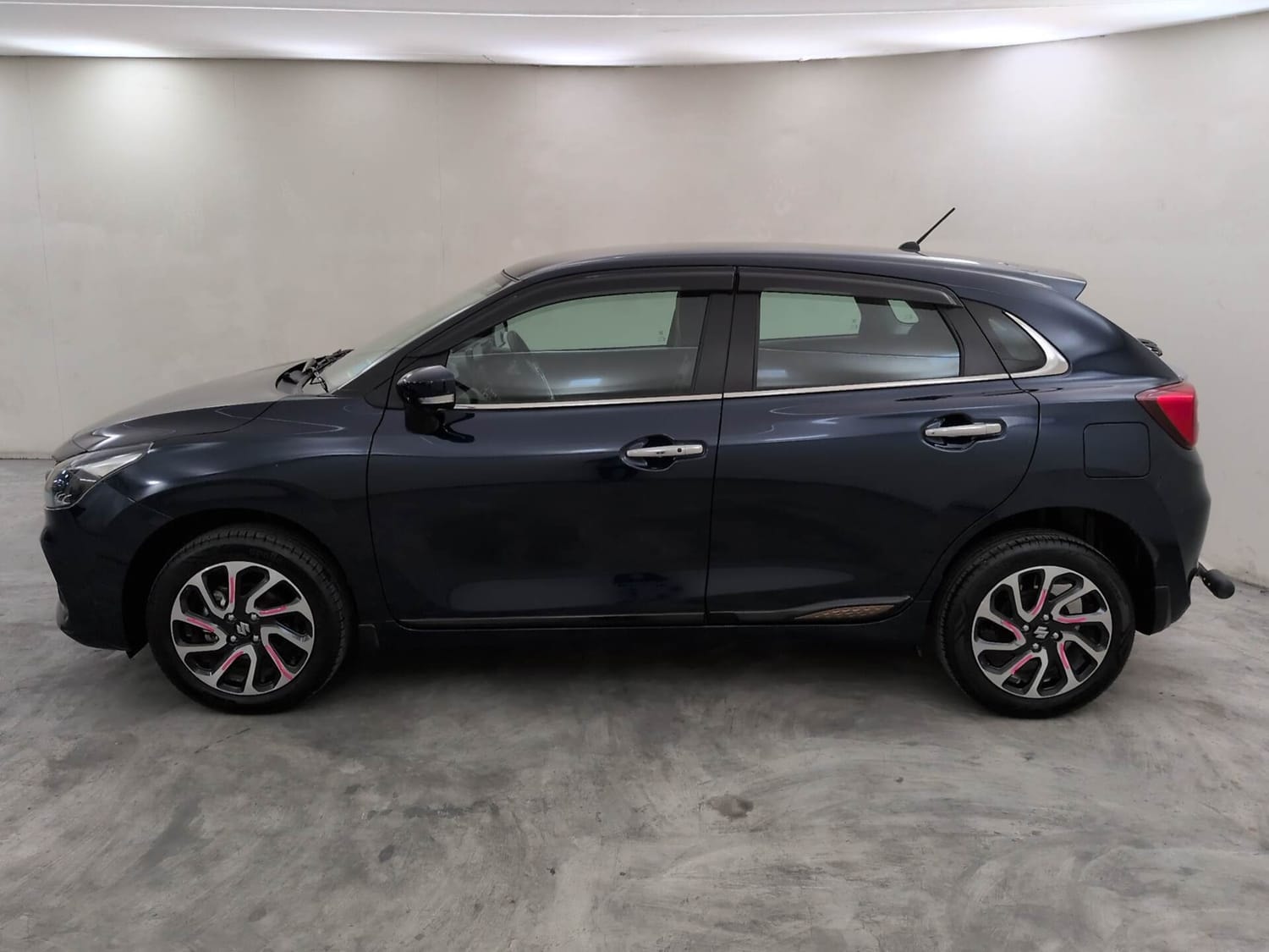 View 2024 Maruti Suzuki Baleno Alpha AGS Petrol Image 2 Used 2024 Maruti Suzuki Baleno Alpha AGS Petrol Image 2