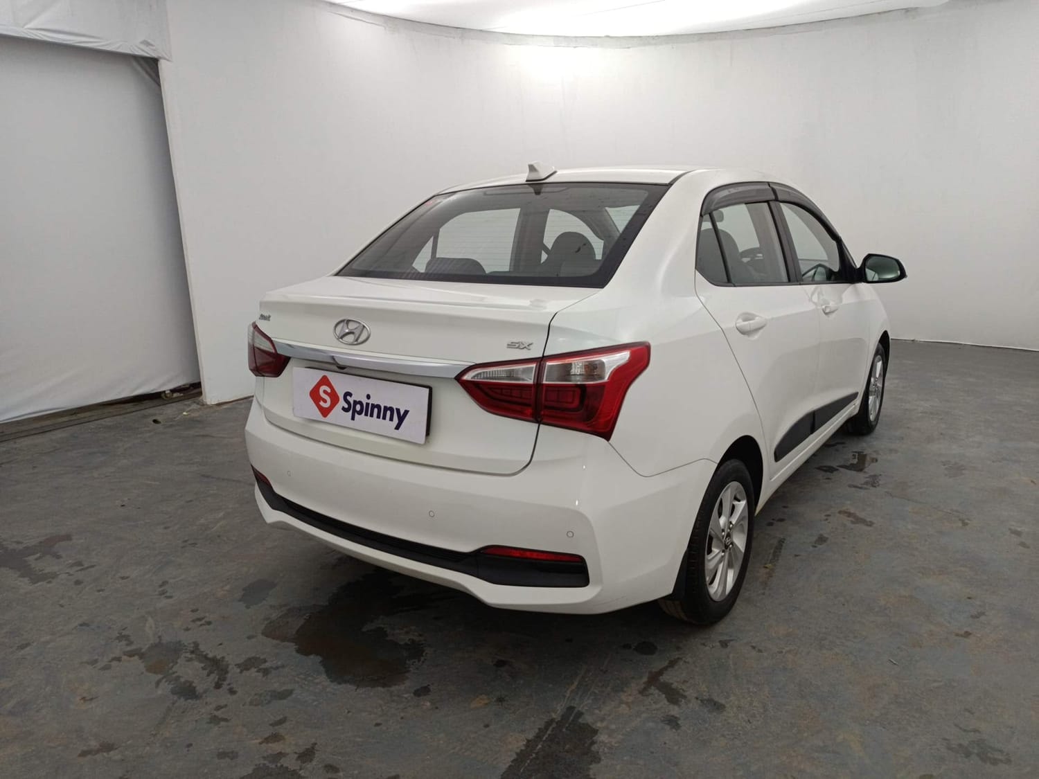 View 2017 Hyundai Xcent SX Petrol Image 5 Used 2017 Hyundai Xcent SX Petrol Image 5