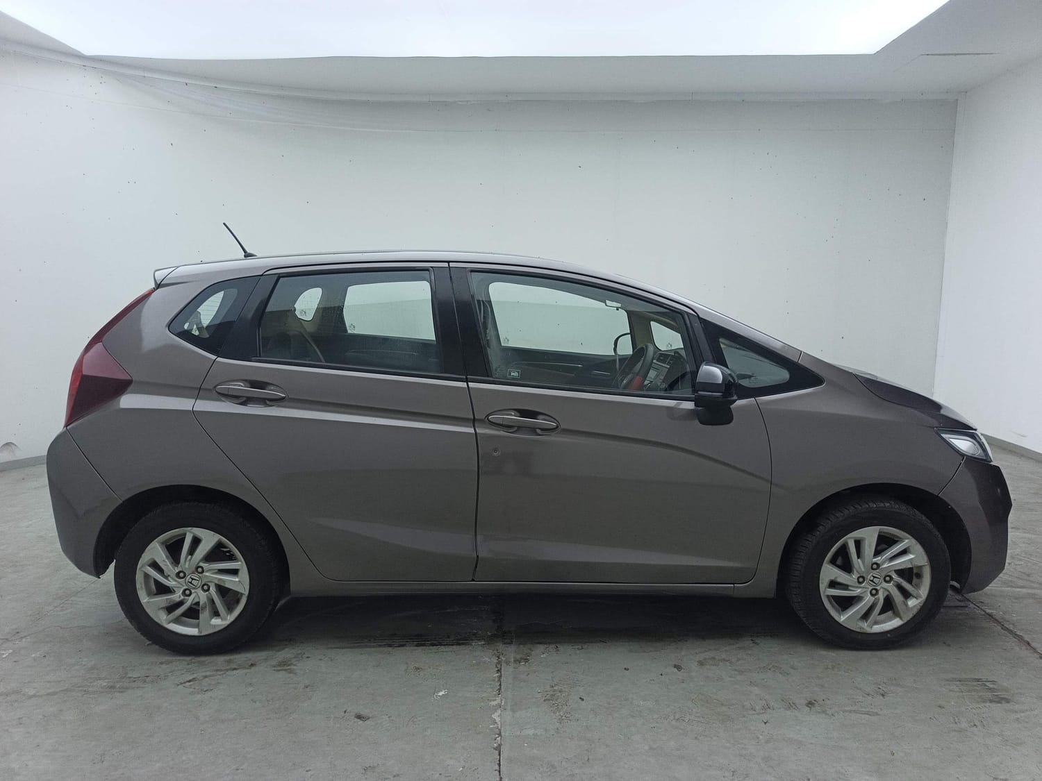 View 2016 Honda Jazz V CVT Petrol BS IV Image 6 Used 2016 Honda Jazz V CVT Petrol BS IV Image 6