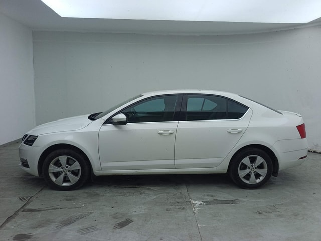 View Skoda Octavia Image 2 Used Skoda Octavia Image 2