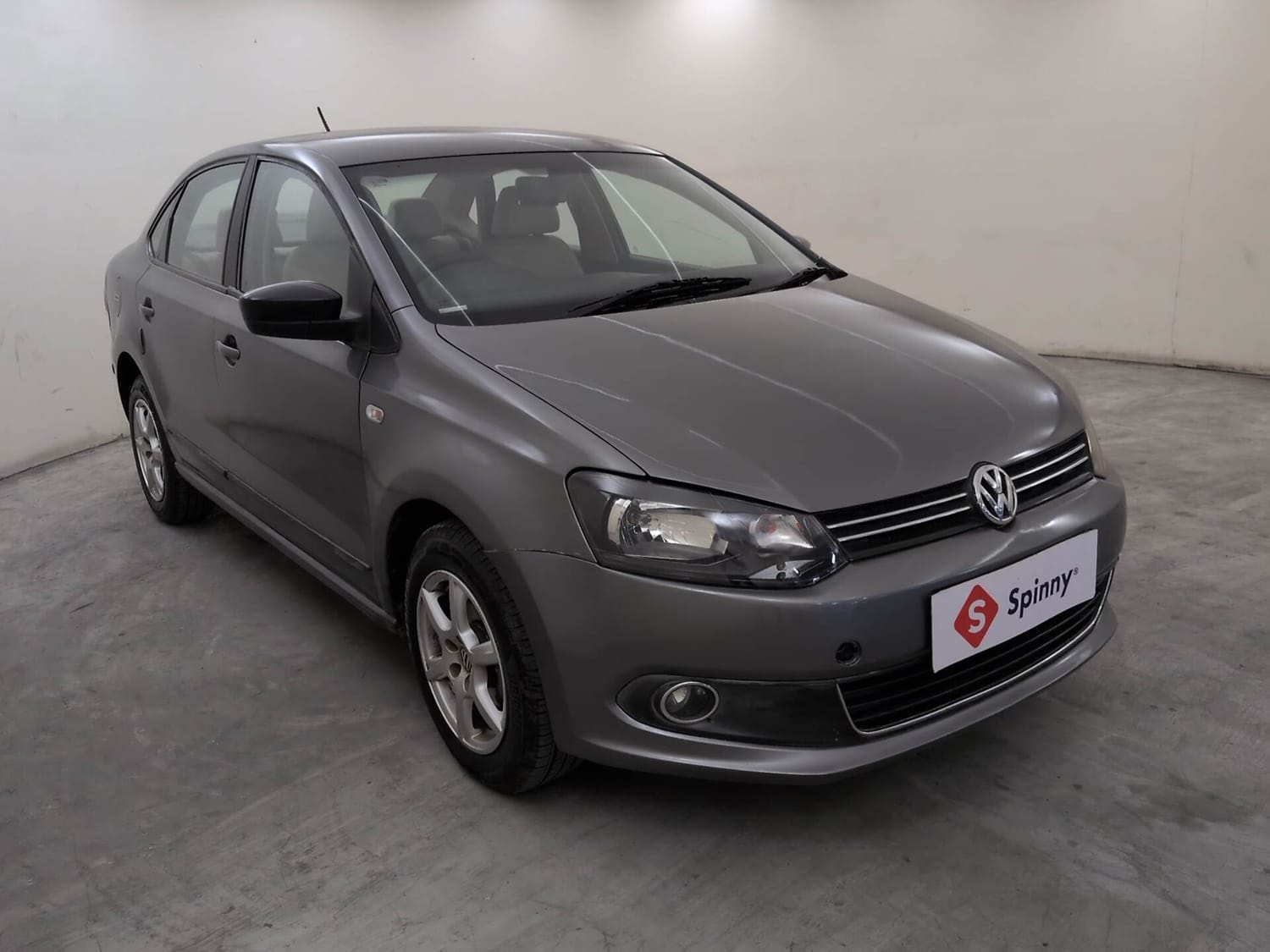 View 2013 Volkswagen Vento Highline Diesel Image 7 Used 2013 Volkswagen Vento Highline Diesel Image 7