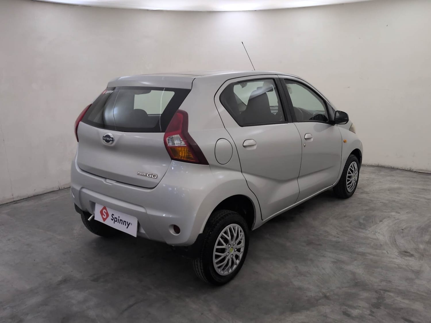 View 2017 Datsun Redi GO S-1.0L BS IV Image 5 Used 2017 Datsun Redi GO S-1.0L BS IV Image 5