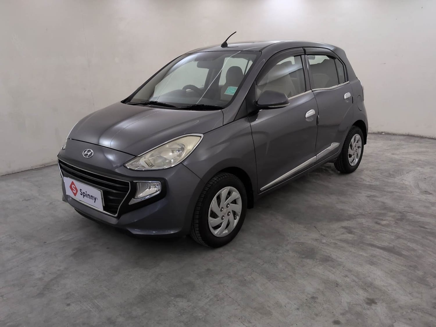 View 2018 Hyundai Santro DX Image 1 Used 2018 Hyundai Santro DX Image 1