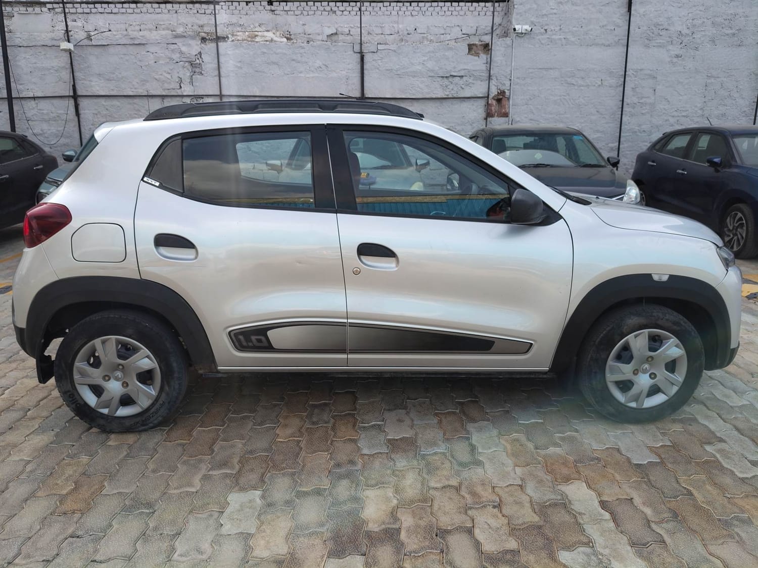 View 2019 Renault Kwid RXT 1.0 BS IV Image 6 Used 2019 Renault Kwid RXT 1.0 BS IV Image 6