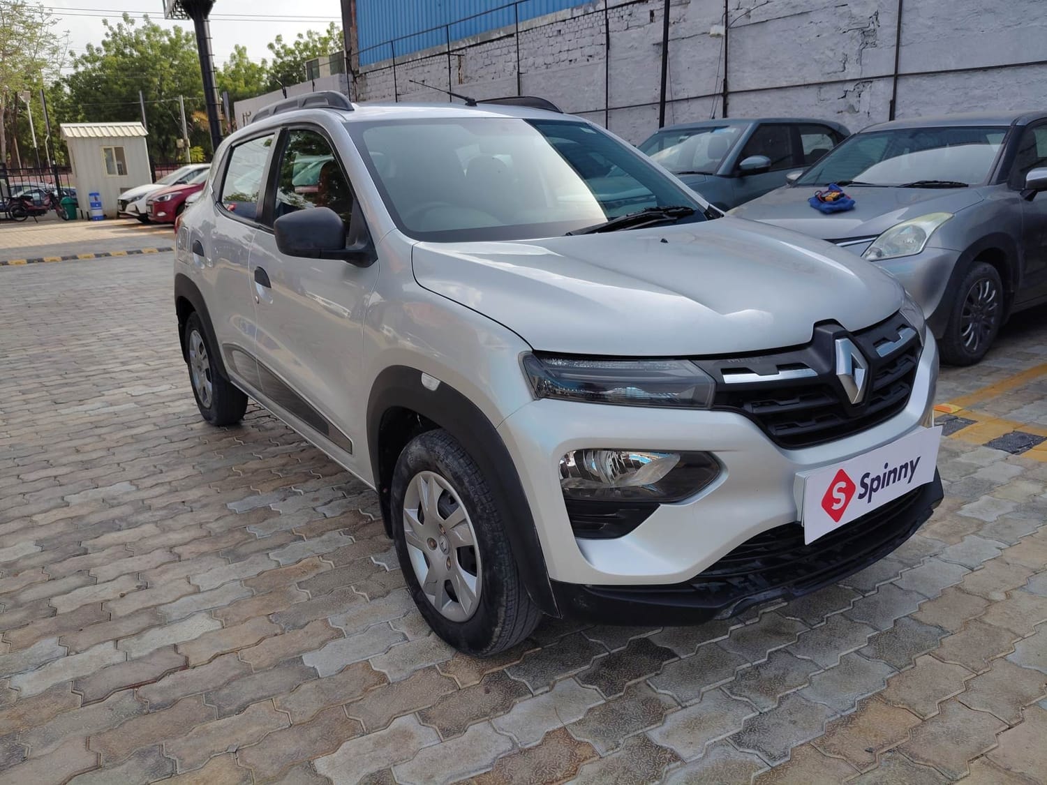View 2019 Renault Kwid RXT 1.0 BS IV Image 7 Used 2019 Renault Kwid RXT 1.0 BS IV Image 7