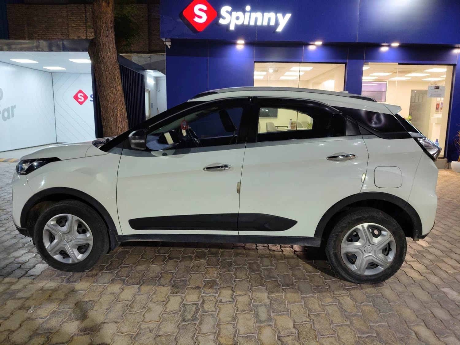 View 2021 Tata Nexon Revotron XM Image 2 Used 2021 Tata Nexon Revotron XM Image 2