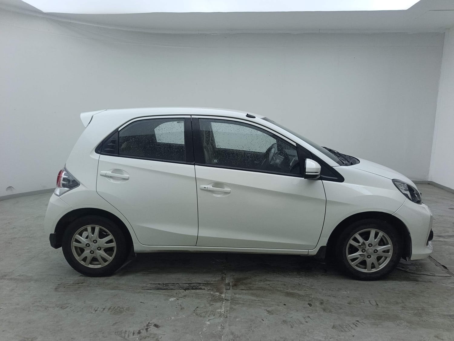 View 2018 Honda Brio VX MT Petrol Image 6 Used 2018 Honda Brio VX MT Petrol Image 6