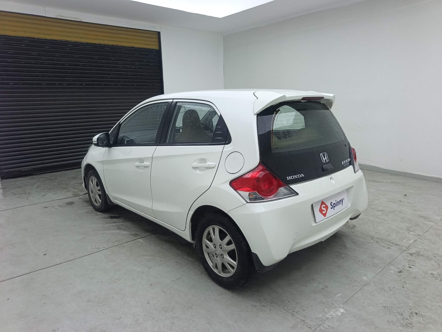 View 2018 Honda Brio VX MT Petrol Image 3 Used 2018 Honda Brio VX MT Petrol Image 3