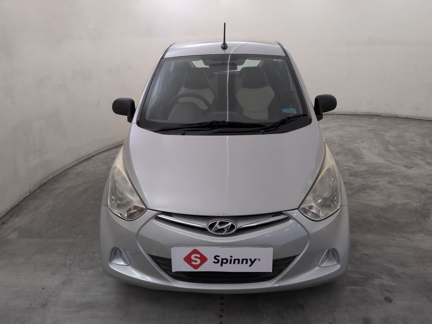 View 2015 Hyundai EON Era Plus Image 8 Used 2015 Hyundai EON Era Plus Image 8
