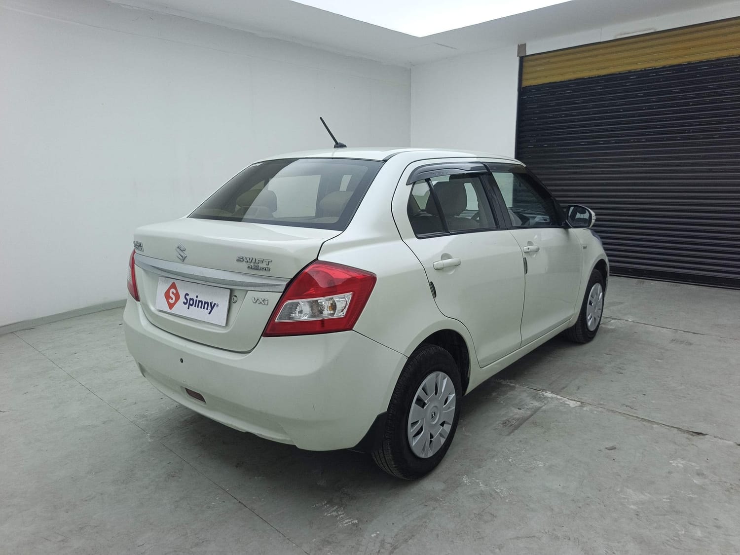 View 2012 Maruti Suzuki Swift DZire VXI Image 5 Used 2012 Maruti Suzuki Swift DZire VXI Image 5