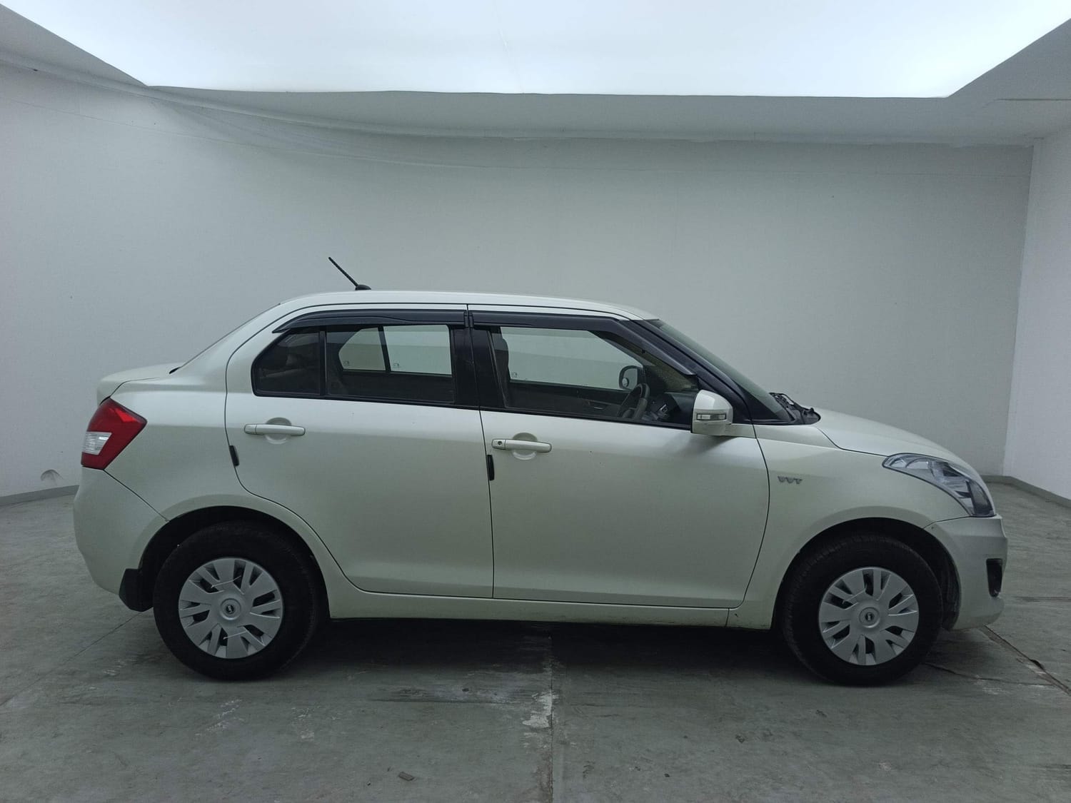 View 2012 Maruti Suzuki Swift DZire VXI Image 6 Used 2012 Maruti Suzuki Swift DZire VXI Image 6