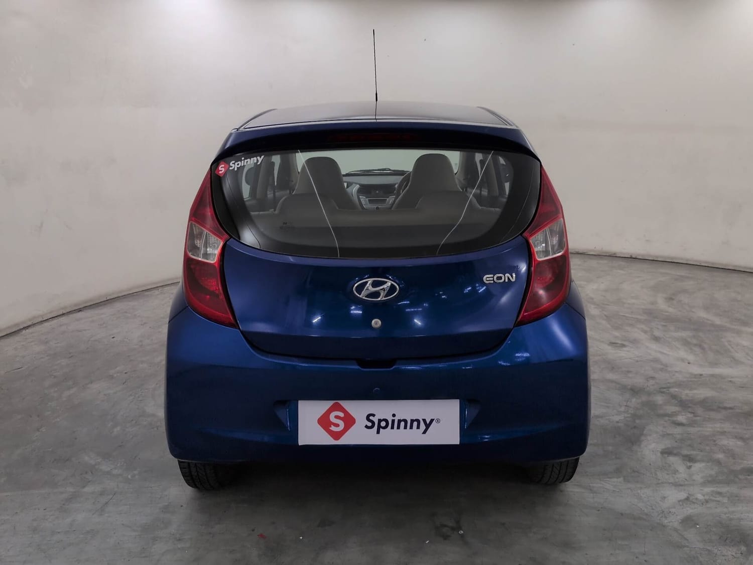 View 2017 Hyundai EON Magna Plus Image 4 Used 2017 Hyundai EON Magna Plus Image 4