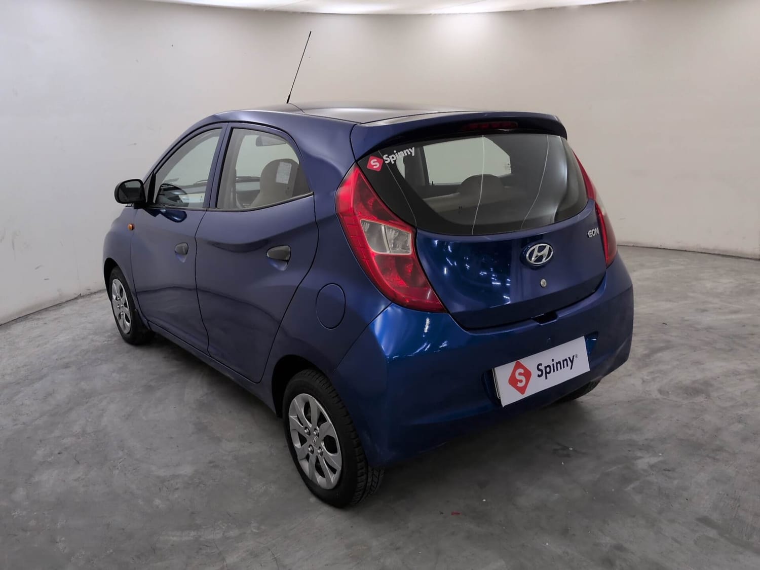 View 2017 Hyundai EON Magna Plus Image 3 Used 2017 Hyundai EON Magna Plus Image 3